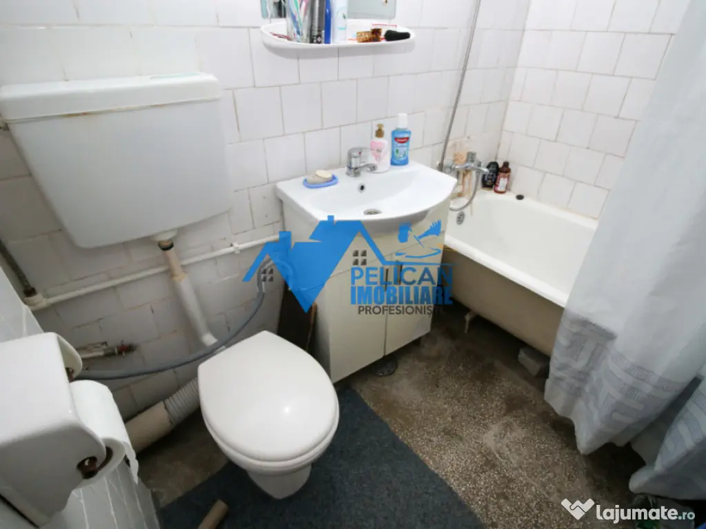 Str. Babadag, 2 camere, decomandat, centrala proprie 