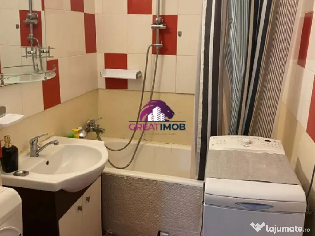 Inchiriez garsoniera in Piata muncii ( 8) Dana 