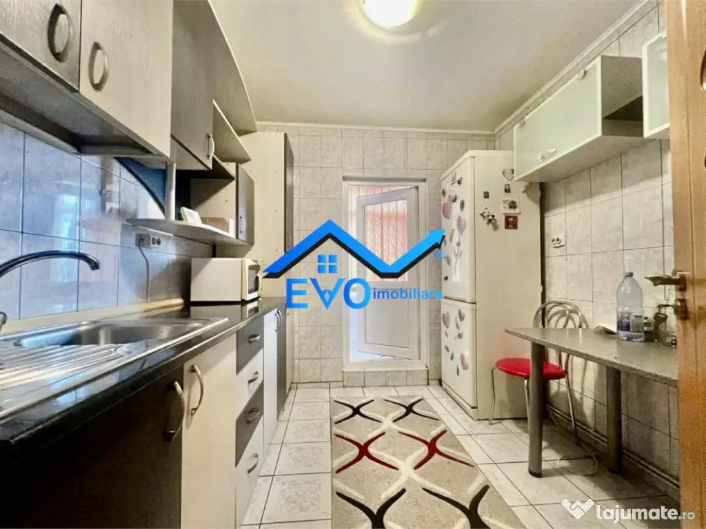 Se vinde, apartament 2 camere, decomandat, NICOLINA 2, IASI 