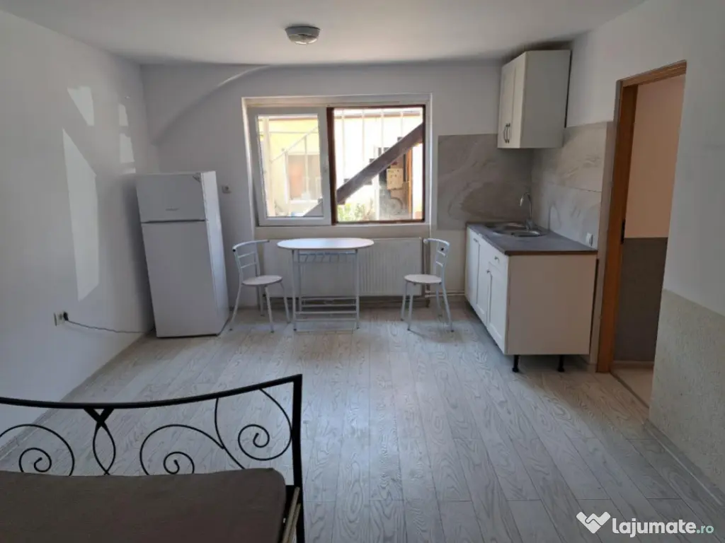 Apartament cu o camera la casa central in codlea 