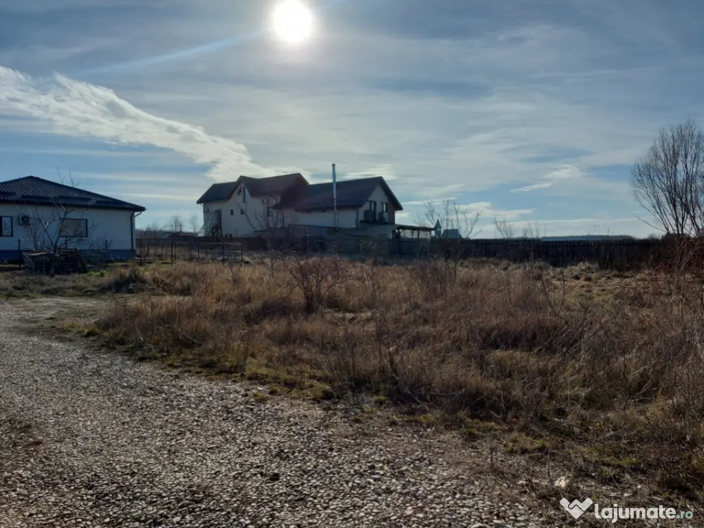 Loc de casă cu utilități 944mp, Ciofliceni! 