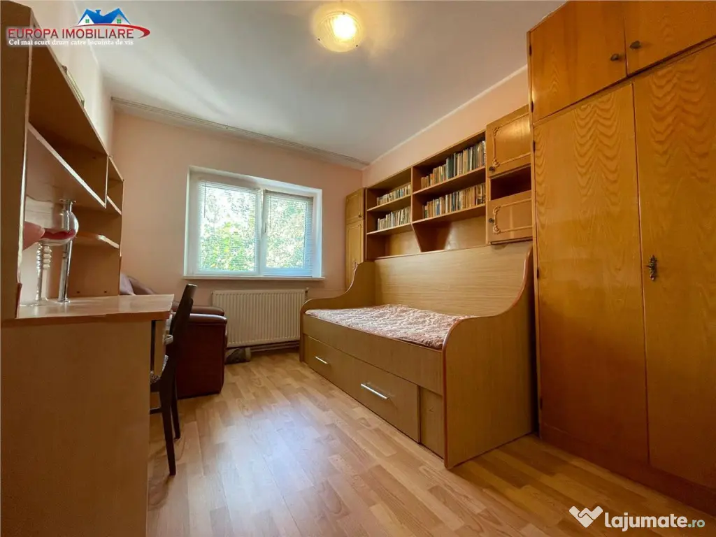 Apartament 3 camere de zona E3 -Tulcea