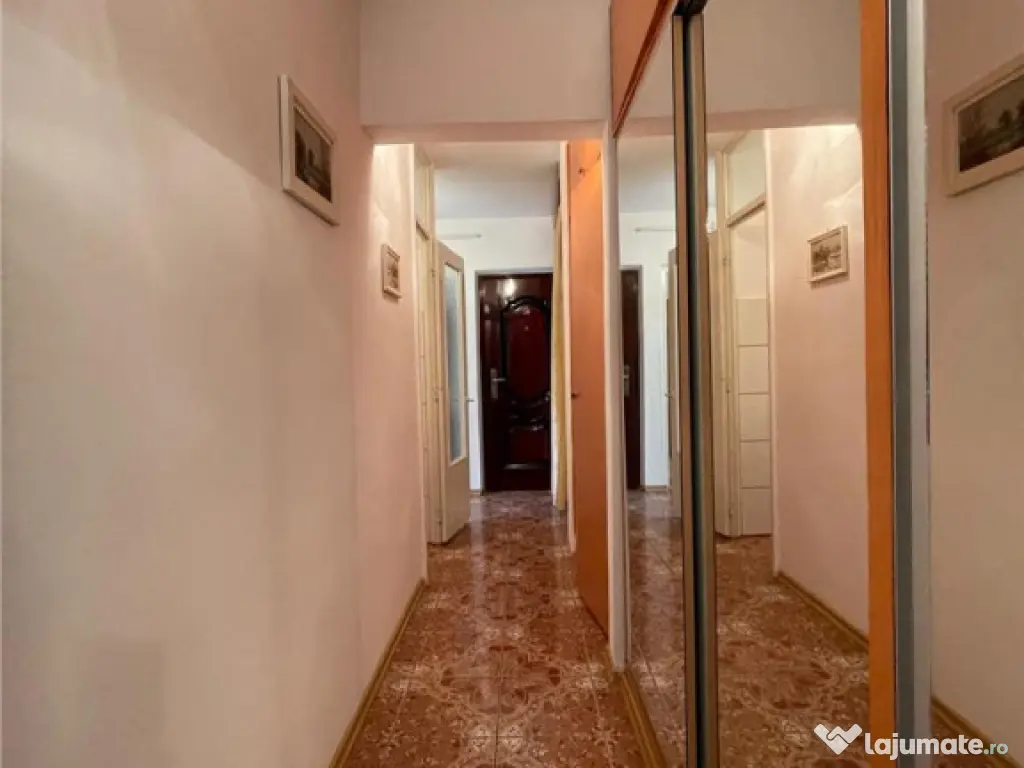 Apartament 3 camere de zona E3 -Tulcea