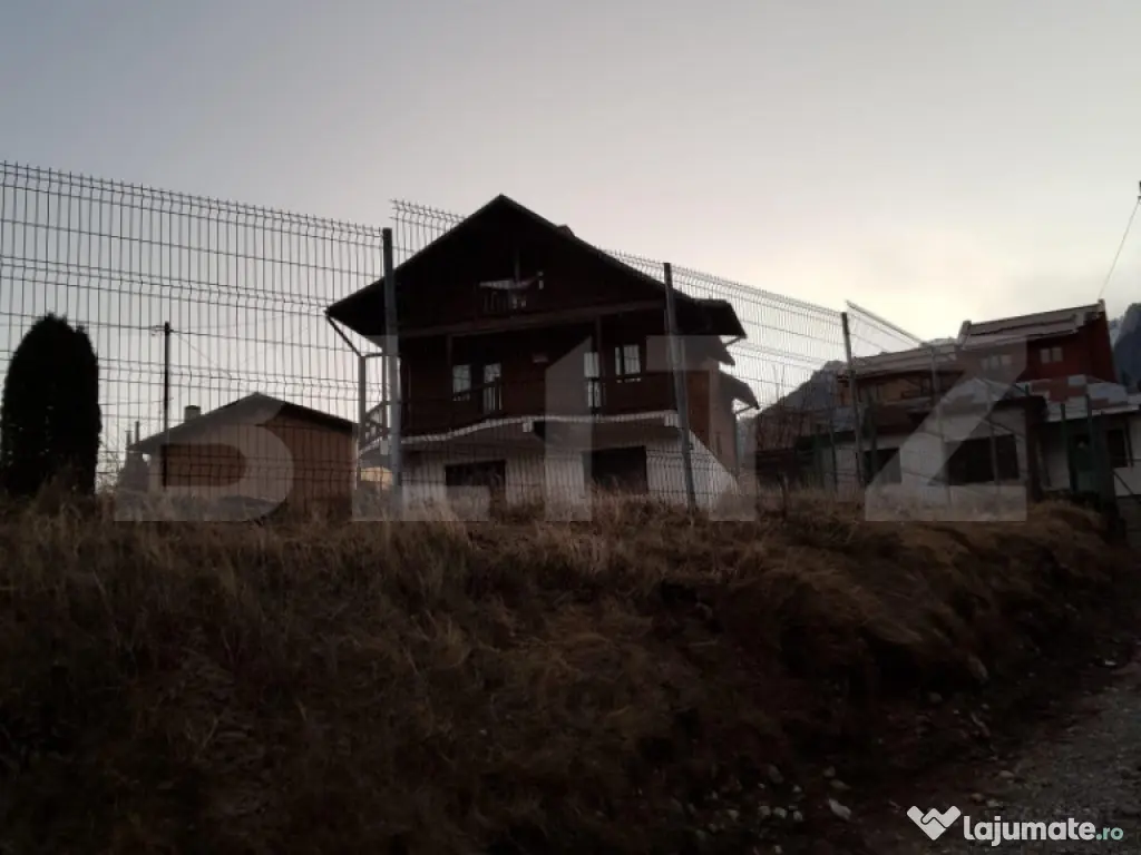 Vila 5 camere ,teren 580 mp, Busteni