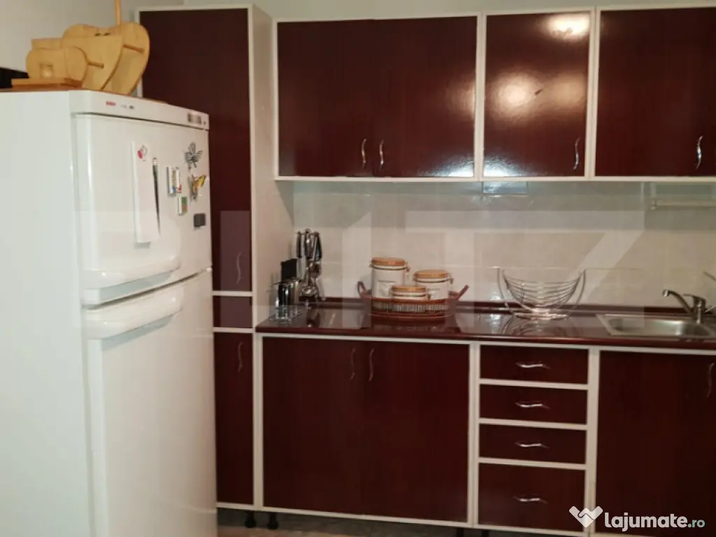 Vila 5 camere ,teren 580 mp, Busteni