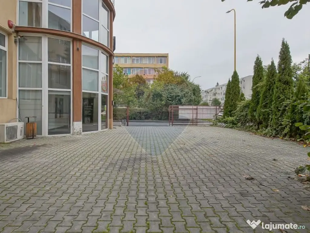 Spatiu comercial stradal- 120 mp- Zona Astra 