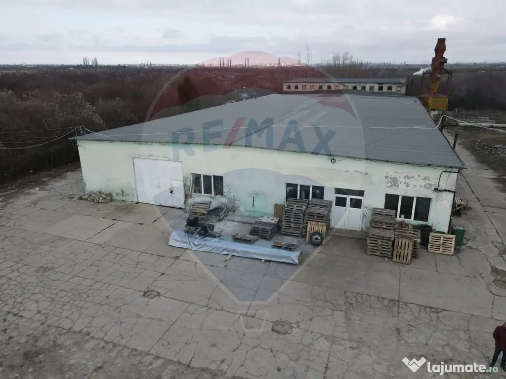 Spațiu industrial hale cu teren in zona Mihai Bravu Ploi...