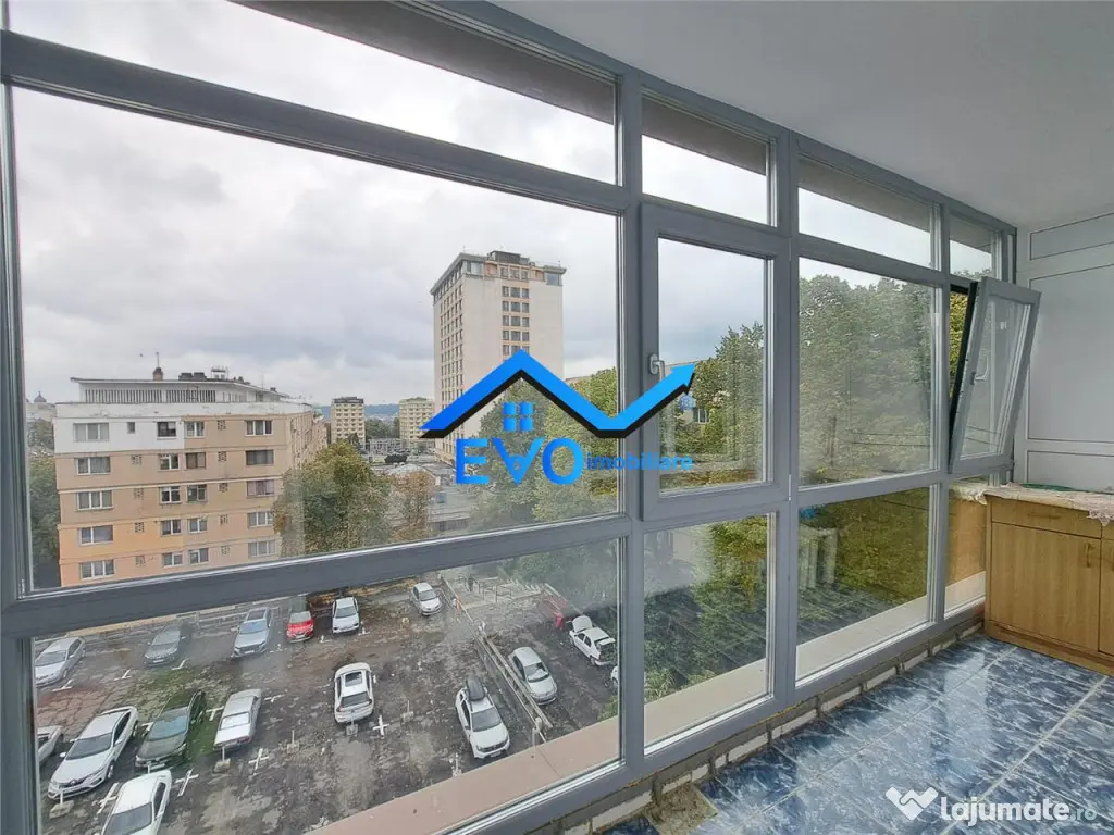 Apartament cu 3 camere, decomandat, zona Independentei 