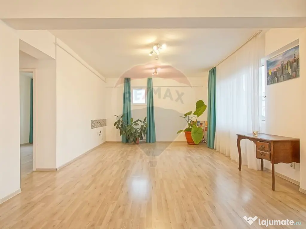 CENTRAL - Vila DE INCHIRIAT - pretabila diverse businessuri 