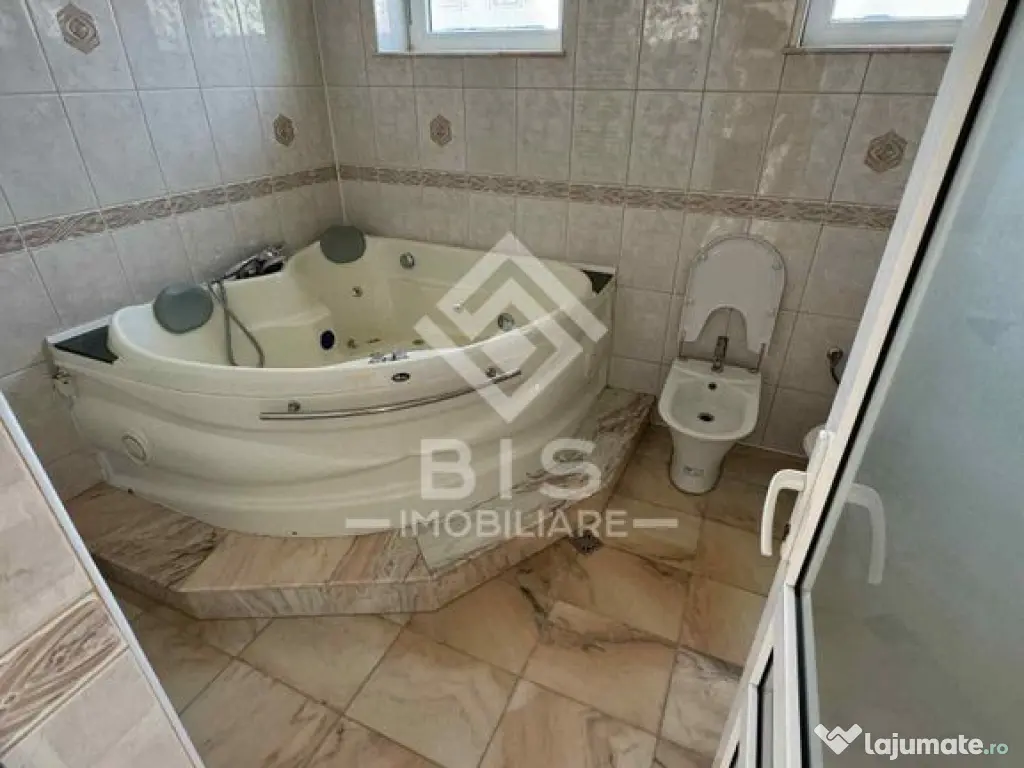 Casă de vânzare 300 mp - Valea Ghinzii