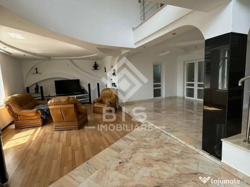 Casă de vânzare 300 mp - Valea Ghinzii