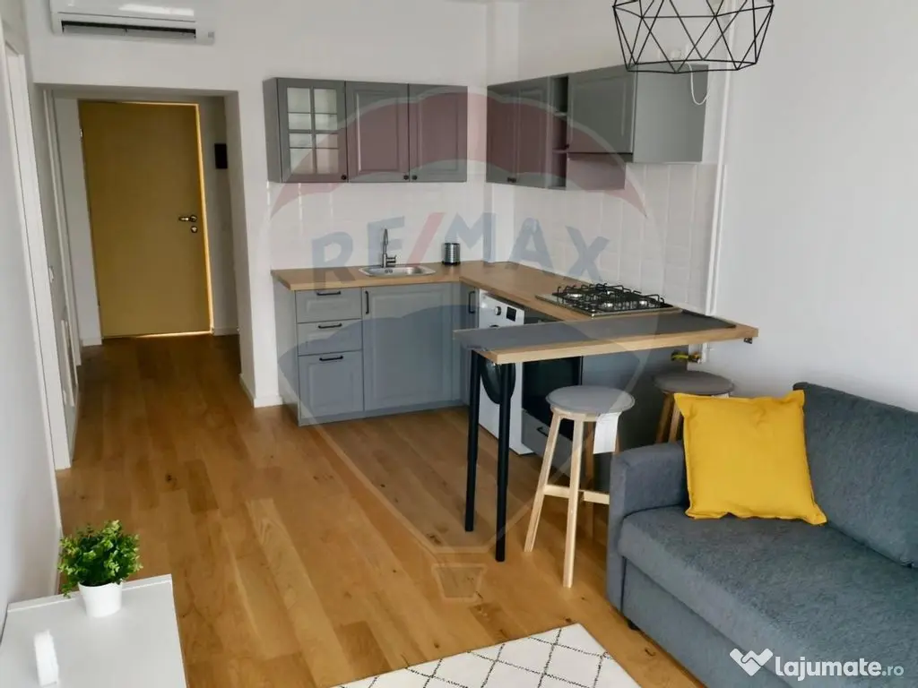 Apartament/Studio de închiriat Aviatiatiei Park