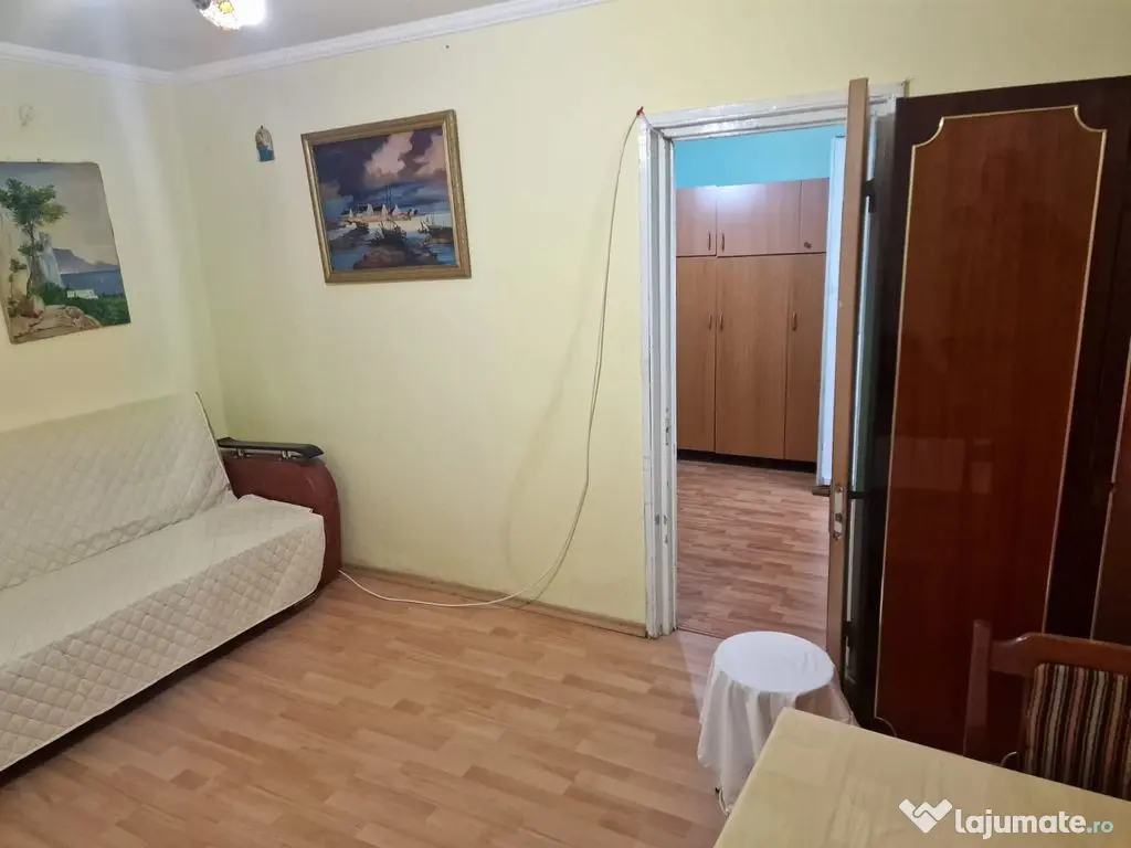 țApartament cu 2 camere de vânzare în zona Mioritei 