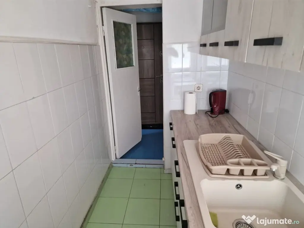 țApartament cu 2 camere de vânzare în zona Mioritei 