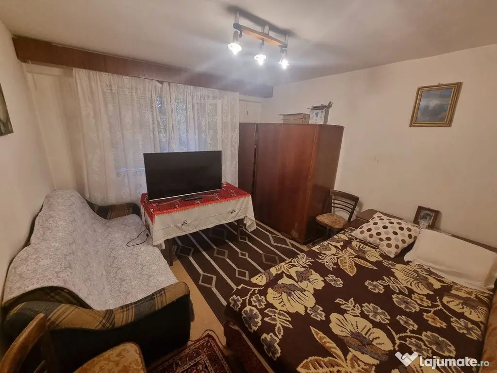 Tomis nord Rovere-apartament 3 camere decomandat stradal