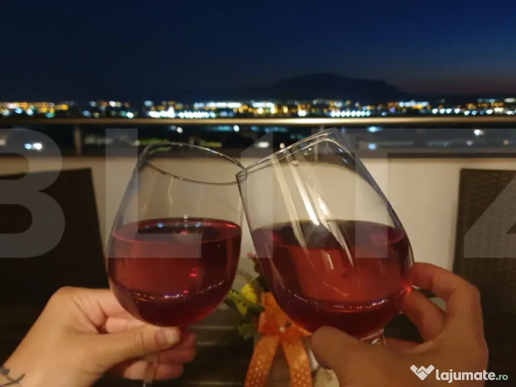 PENTHOUSE CU TERASĂ PANORAMICĂ – 2 CAMERE, ETAJ 10