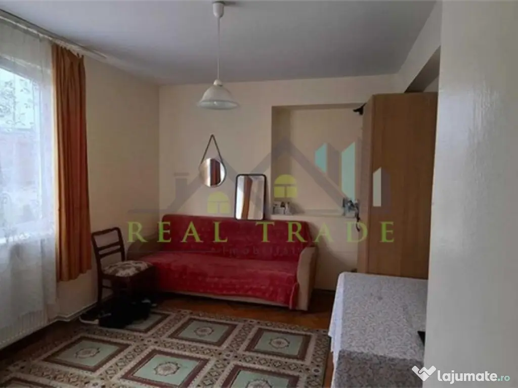 Apartament 3 camere bloc vila zona Garii- Piata Dacia