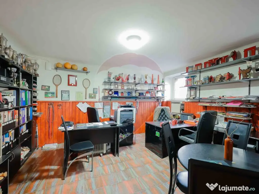 Spațiu comercial de vânzare situat ultracentral, str. G... 