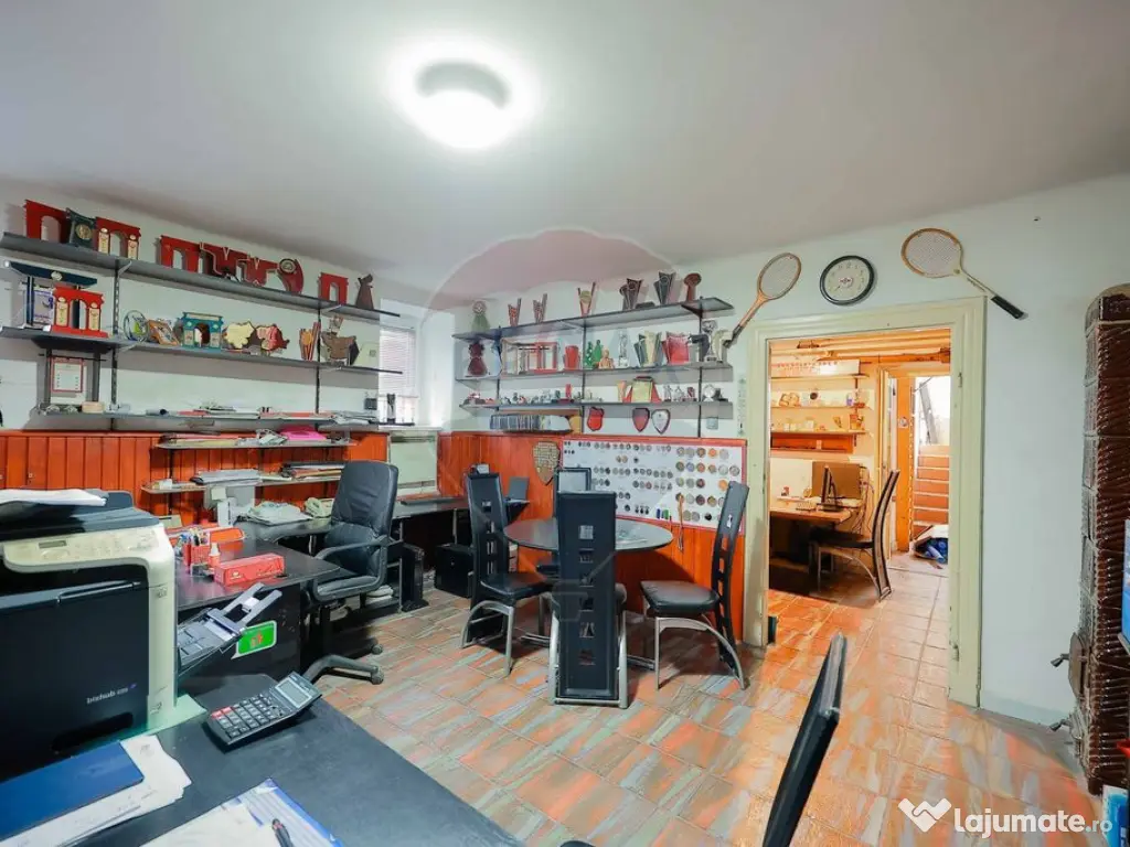 Spațiu comercial de vânzare situat ultracentral, str. G... 