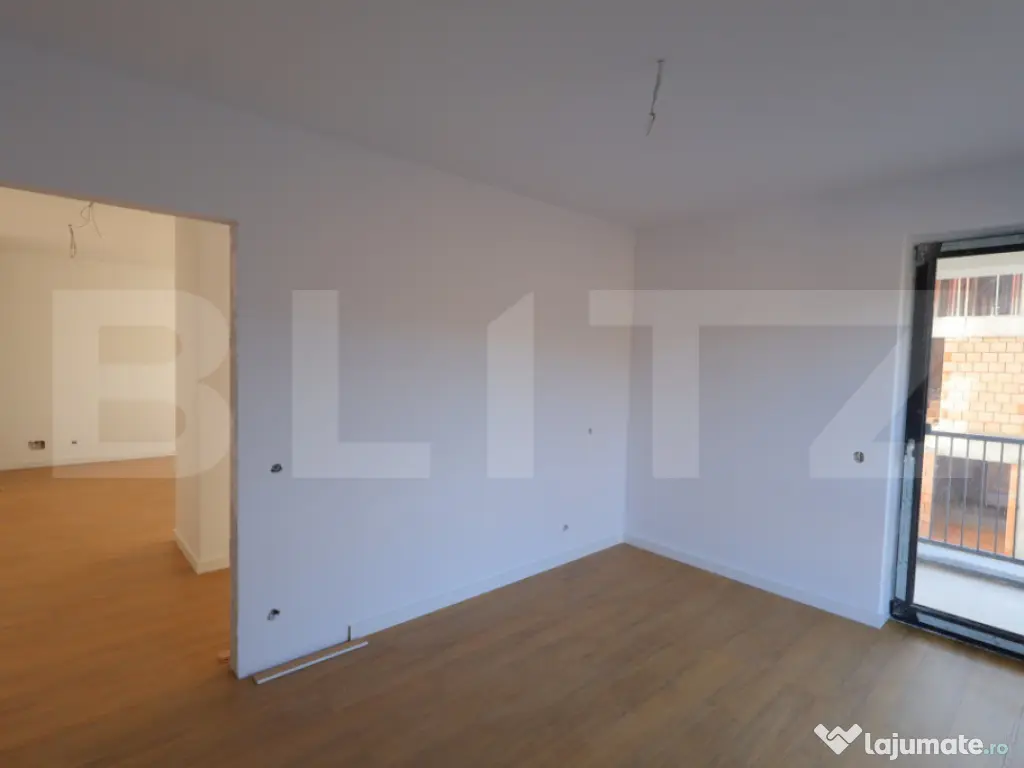 Comision 0%! Penthouse de 2 camere, finisat, terasa, garaj,