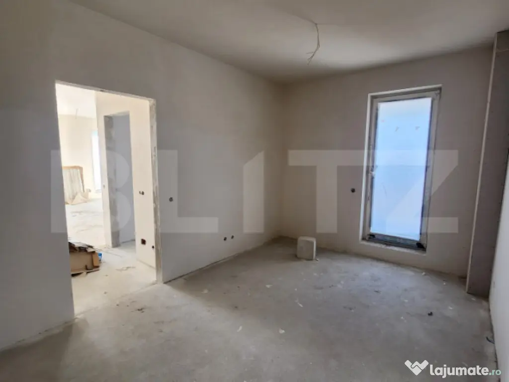 Comision 0%! Penthouse de 2 camere, finisat, terasa, garaj,