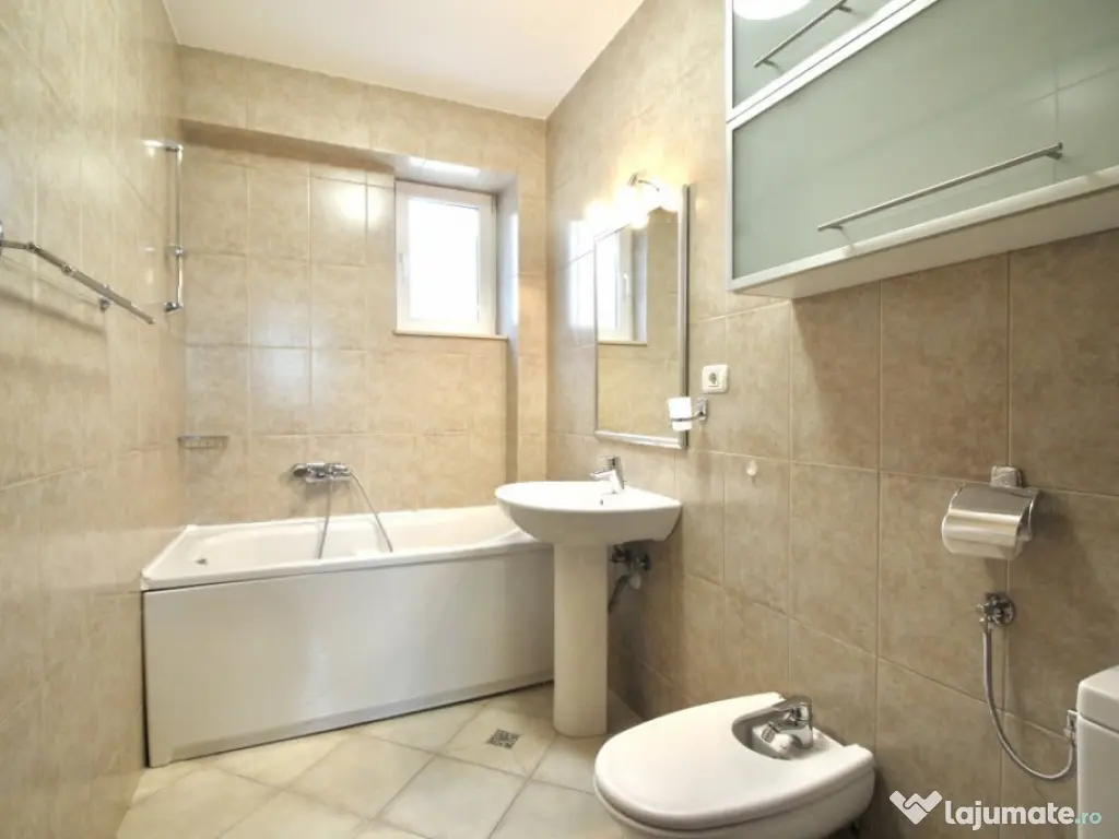 DOROBANTI-TUDOR STEFAN, APARTAMENT 123 MP, SINGUR PE NIVEL! 