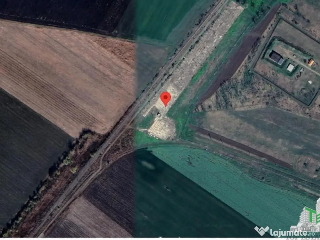 Teren si platforma betonata cu acces rapid la Autostrada Mol