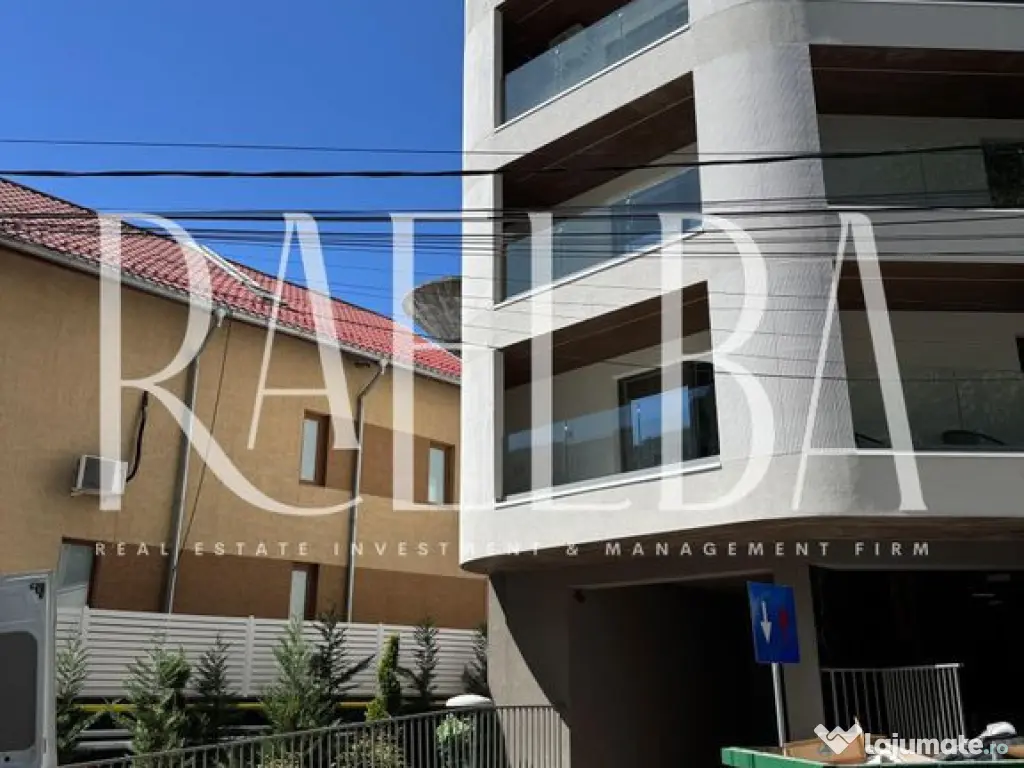 | 3 camere | Dristor Corner Apartments | 