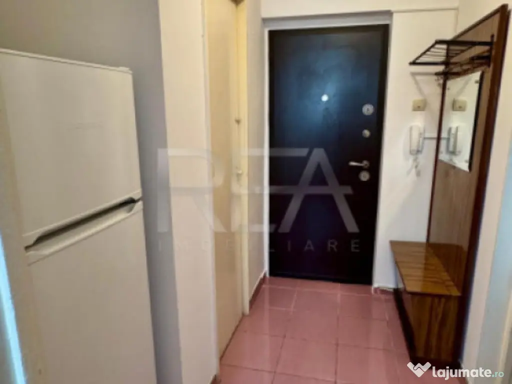 Apartament 2 camere Obor – etaj 7, balcon și loc de parca