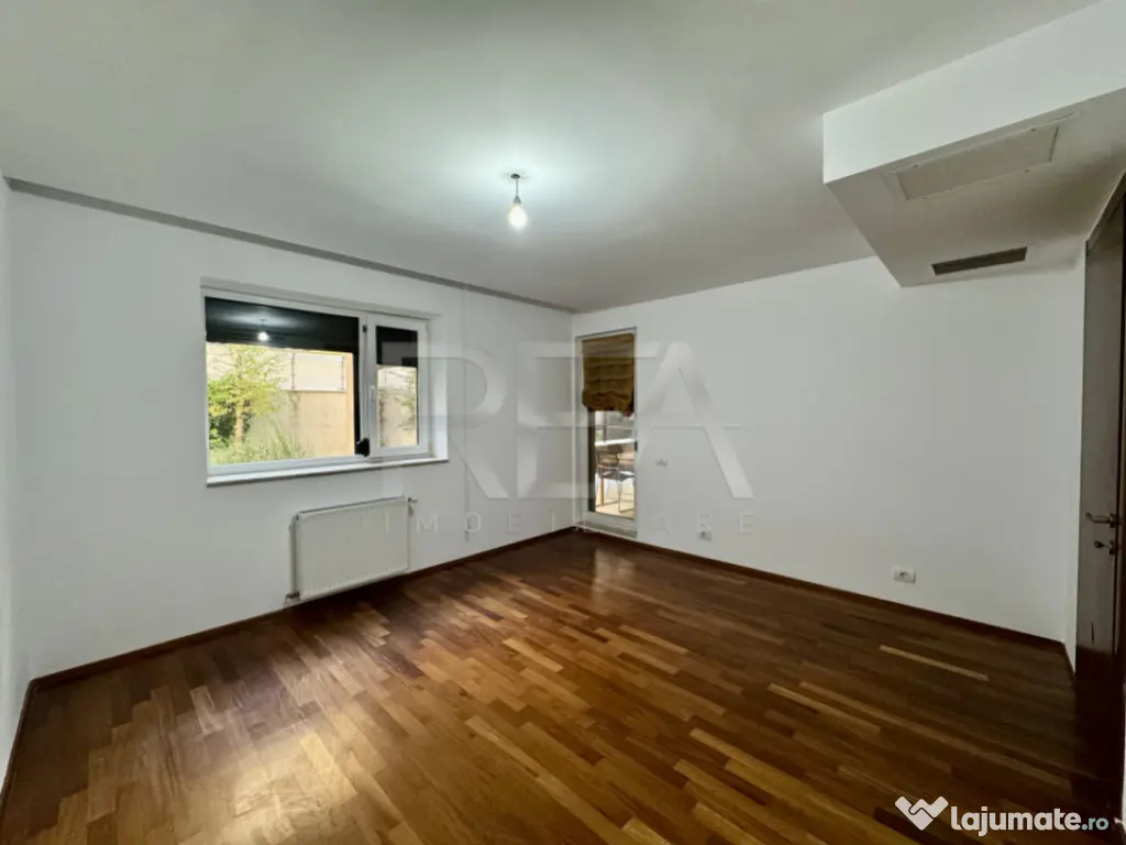 3 camere 160 mp, 2 locuri subteran + grădină in folosinta, 