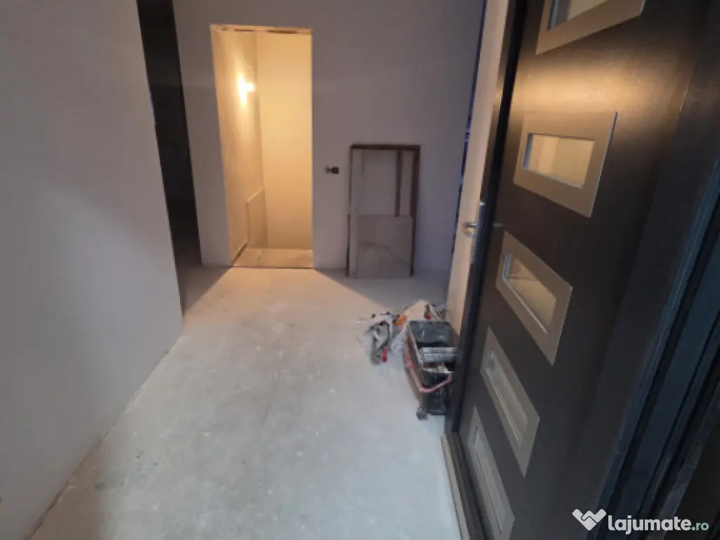 Casa Individuala 4 camere + 500mp teren in Selimbar 