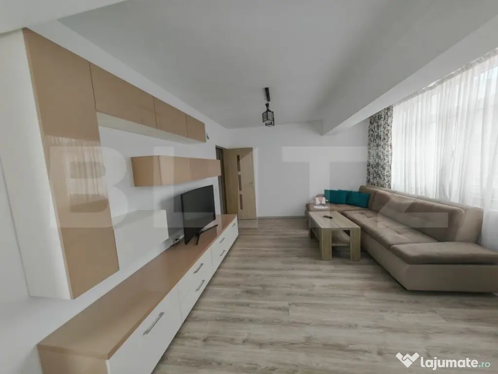 Apartament cu 2 camere, 70 mp, decomandat, Burdujeni