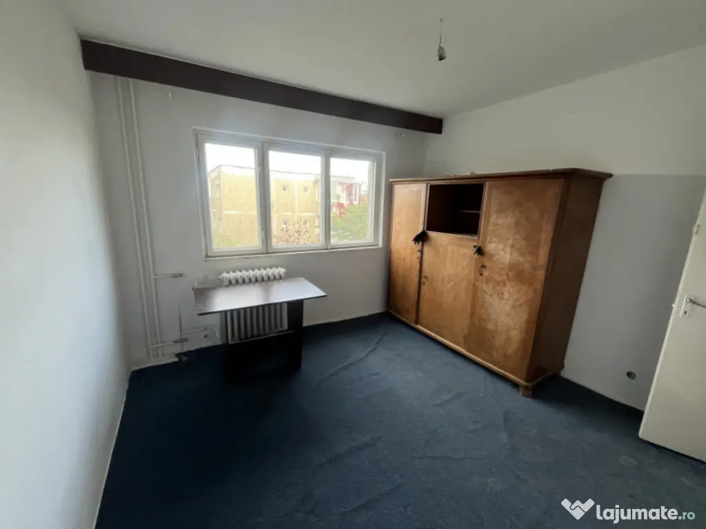 Apartament cu 3 camere Torontalului 