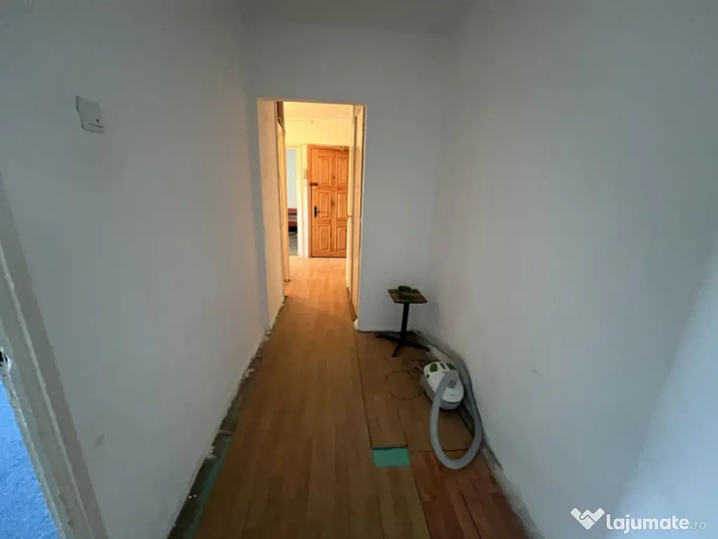 Apartament cu 3 camere Torontalului 