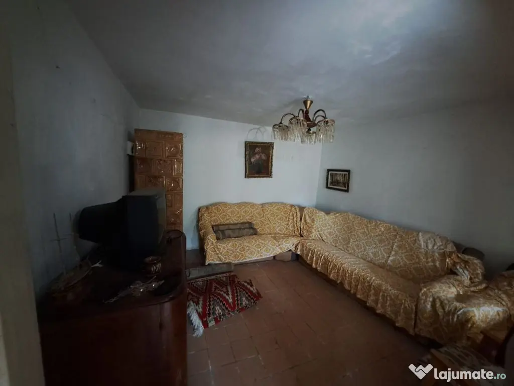 Casa renovabila cu teren mare central Techirghiol