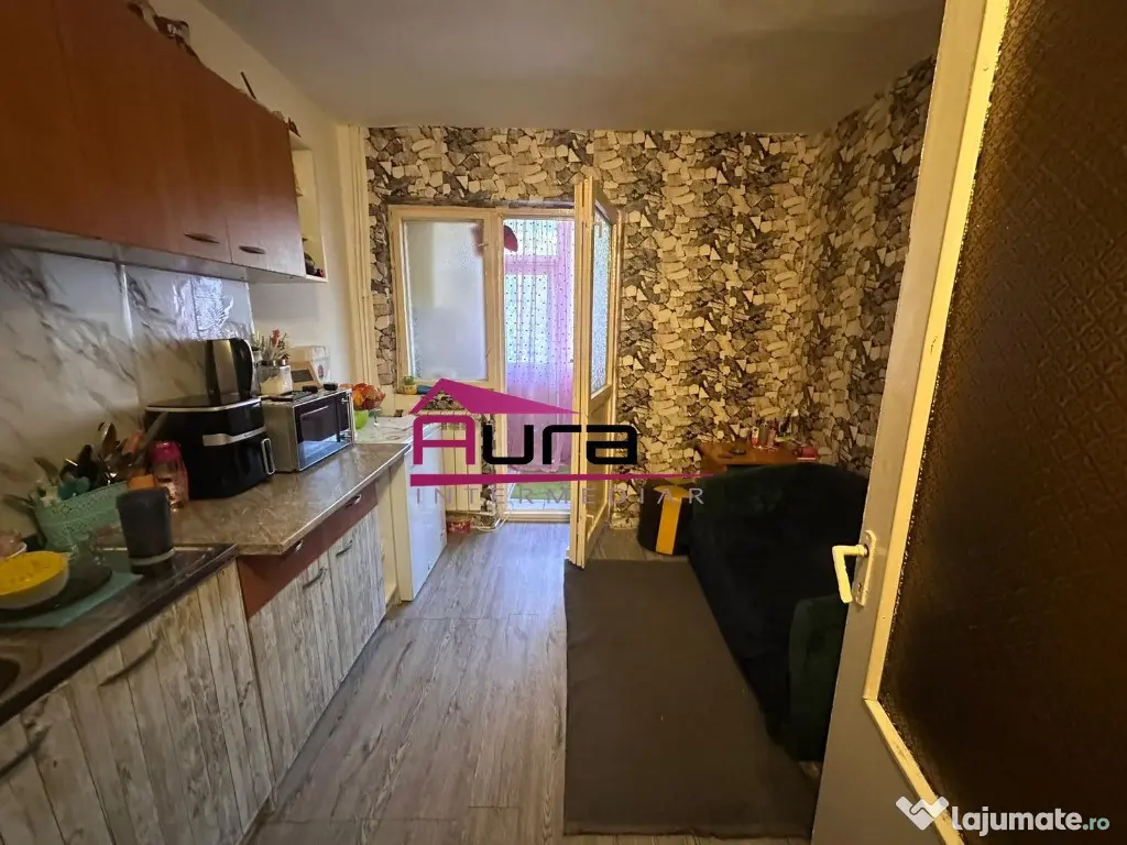 Apartament 2 camere zona Vest 