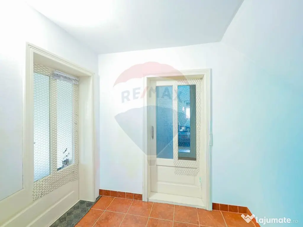 Casă de vânzare în zona Calea Clujului, Str. Tileagdului 