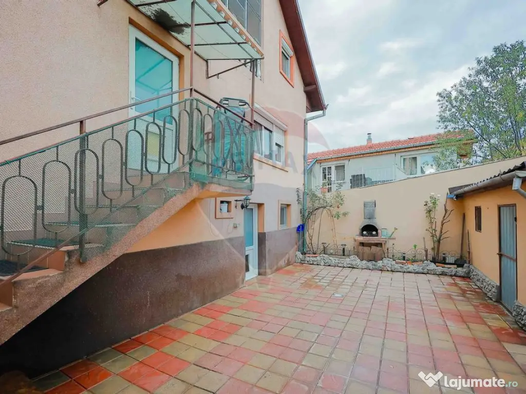 Casă de vânzare în zona Calea Clujului, Str. Tileagdului 