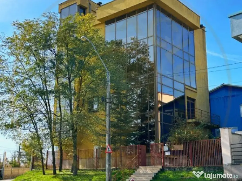 Clădire de închiriat – ideală pentru clinică medicală 