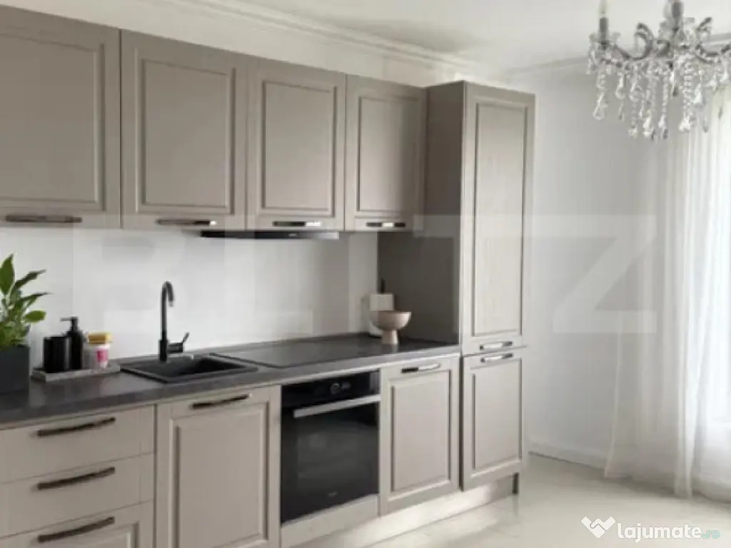 Duplex ultrafinisat cu 3 dormitoare, 230 mp, zona superba