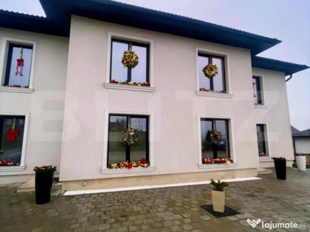 Duplex ultrafinisat cu 3 dormitoare, 230 mp, zona superba