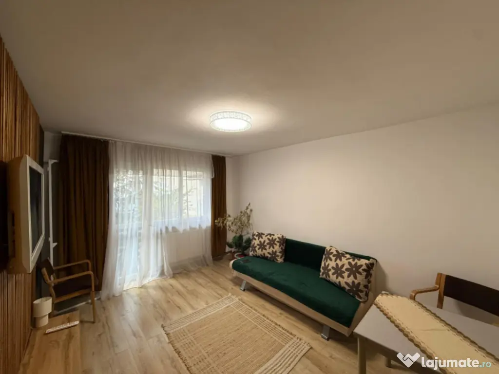 Apartament modern 2 camere 39mp zona Plopilor 