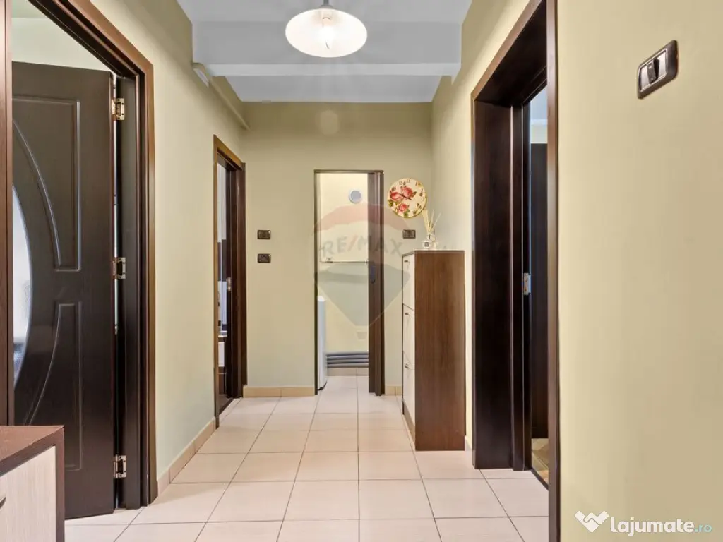 Apartament spațios cu 2 camere de închiriat în zona Po... 