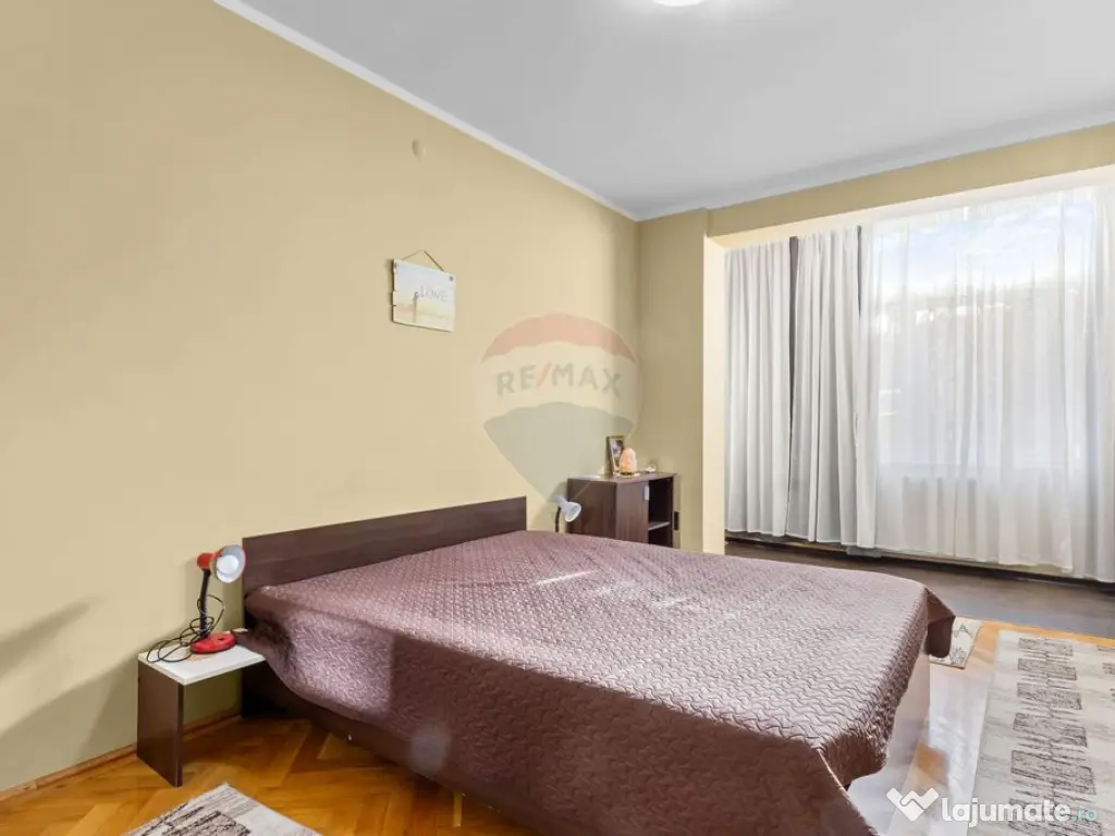 Apartament spațios cu 2 camere de închiriat în zona Po... 