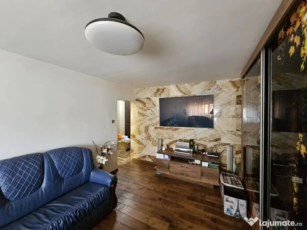 Apartament 2 camere Trocadero