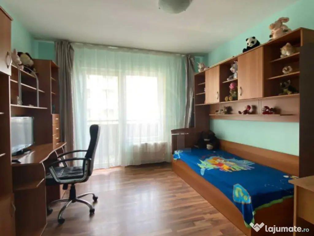 Apartament 2 camere decomandat,zona Florilor