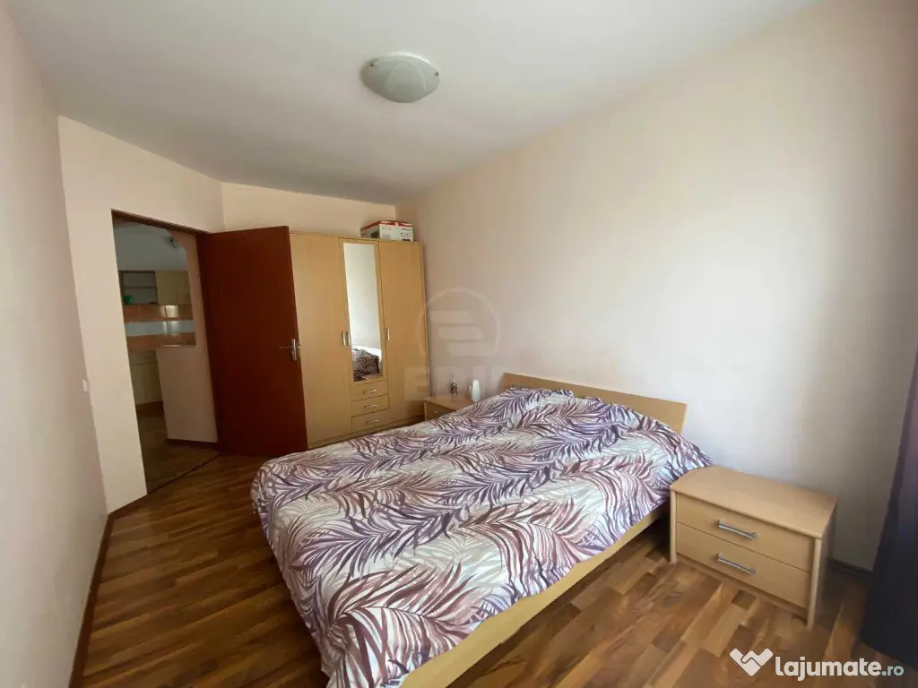 Apartament 2 camere decomandat,zona Florilor