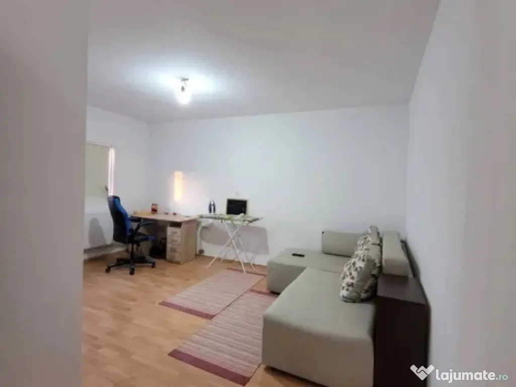 Garsoniera de vanzare zona POARTA 6, MOBILATA/UTILATA 