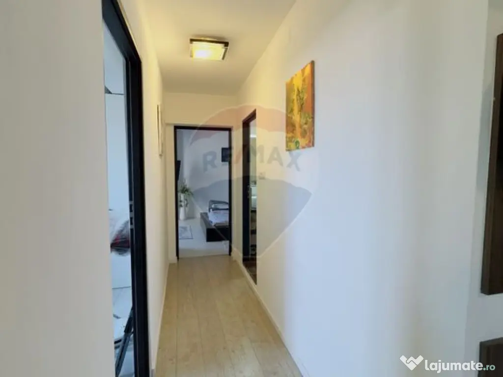 Apartament cu 3 camere + terasa inchisa (camera) zona Dec... 