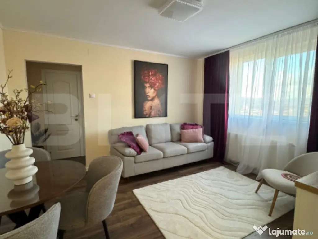 Apartament modern de 3 camere, complet renovat, zona Standar